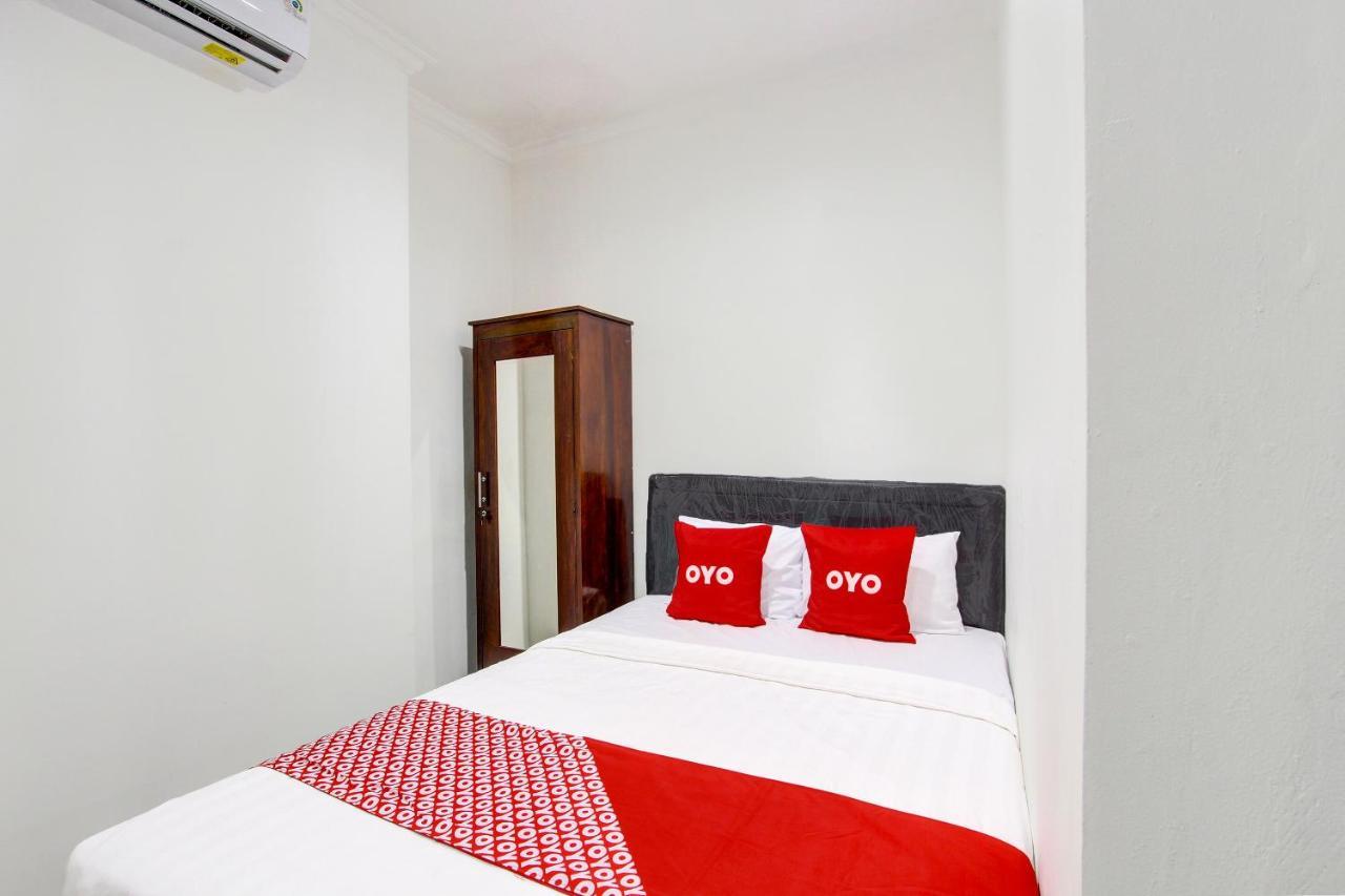 Oyo 92479 Pasadena House Hotel Krapyak Екстериор снимка